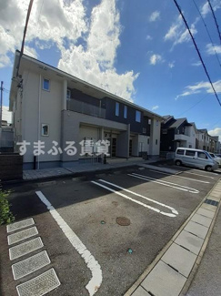 【駐車場】