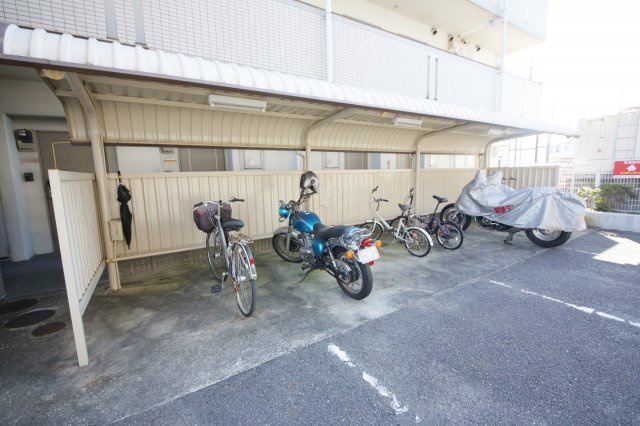 クマノハイツのその他共用部分|別部屋同間取りのお写真となります。参考にご覧くださいませ。