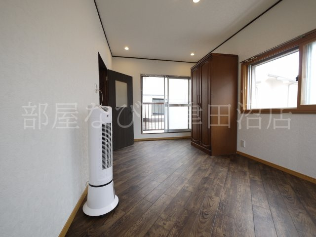 北欧風ヴィンテージリノベ戸建の洋室|洋室です