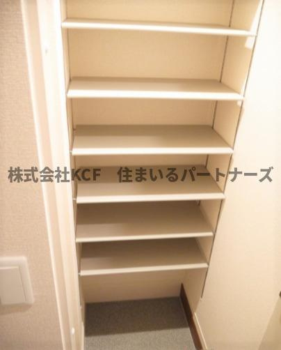 エントラールAの玄関|毎日通る玄関はこちらです