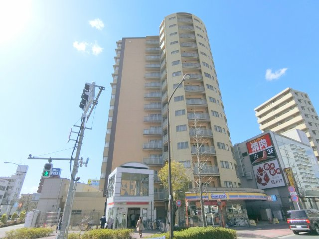 アルシオンエアポートタワーの外観