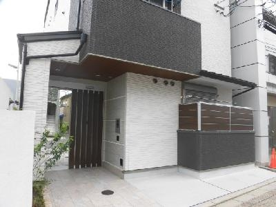リエール太秦安井のエントランス