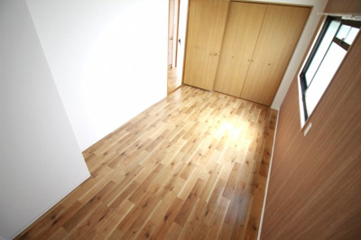 【洋室】 | コルティーレ緑ヶ丘