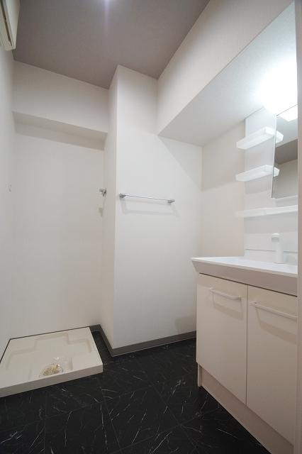 モダンパラッツォ博多rivaⅠの洗面所|モダンパラッツォ博多rivaⅠ（1LDK）　洗面所