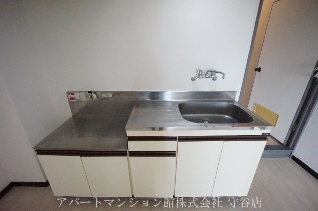 Ｂｕｉｌｄ-ＴＡＫＡのキッチン