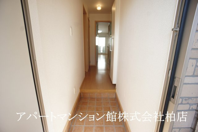 ソレアードⅡの玄関|同タイプ　写真反転
