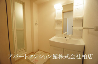 【洗面所】 | ソレアードⅡ | 同タイプ　写真反転