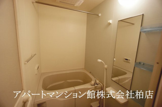 【浴室】 | ソレアードⅡ | 同タイプ　写真反転