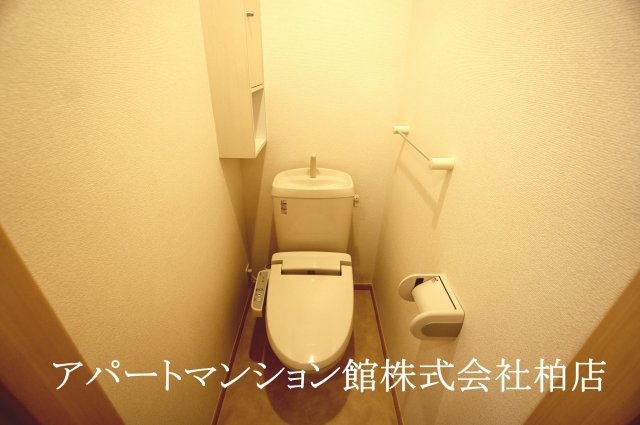 ソレアードⅡのトイレ|同タイプ　写真反転