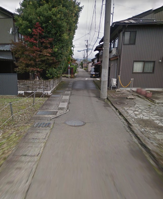 勝山市元町2丁目　土地の前面道路含む現地写真