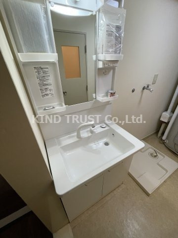 シャルム中津の洗面所|コンパクトで使いやすい洗面所