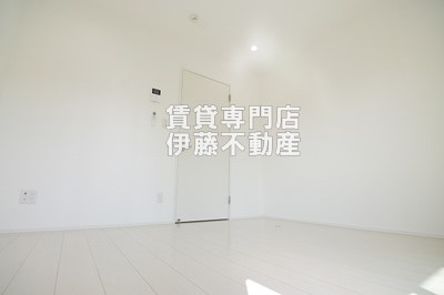 ジャルダン黒川の洋室