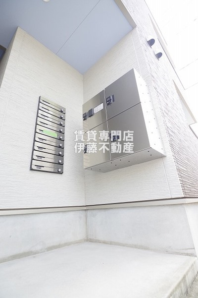 ジャルダン黒川のエントランス