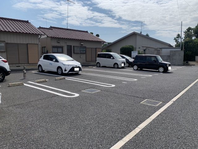 【駐車場】 | リヴァージュ　弐番館