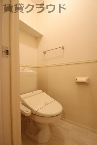 サンプットコートのトイレ|シンプルで使いやすいトイレです