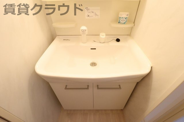サンプットコートの独立洗面台|独立洗面台です