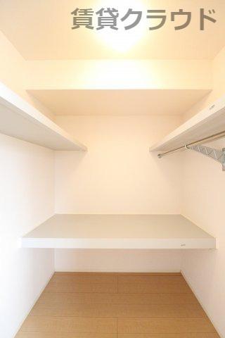 サンプットコートの収納|写真では広さが伝わりにくいですが、広いです！