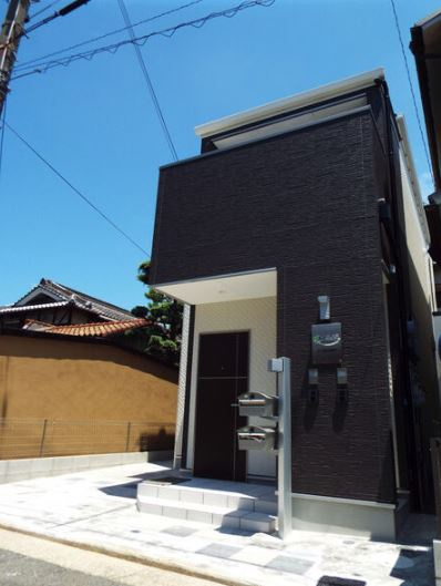 あんしん浜寺諏訪森町のエントランス