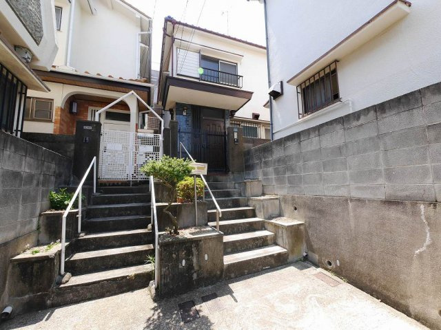 千鳥が丘３丁目戸建の外観|外はこのようになっています