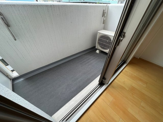 セレニテ上町台のバルコニー