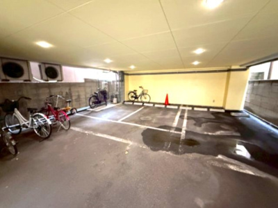 【駐車場】 | 仲之町ラバーズハウス