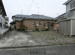 【外観】 | 児玉郡上里町金久保　中古戸建 | ５台駐車可能です！