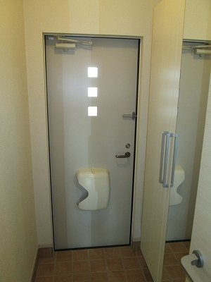 サニーヒルズⅡの玄関|ゆったりとした玄関です