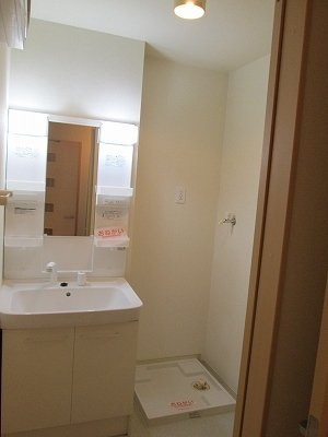 サニーヒルズⅡの独立洗面台