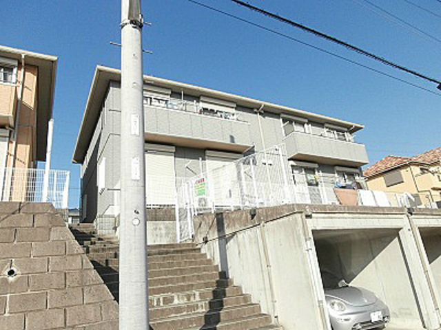クレストヒルズCの外観