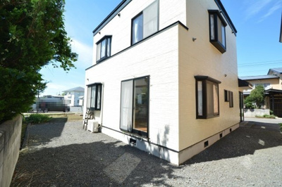 【外観】 | 黒石市弥生町中古住宅 | 住宅の裏側です