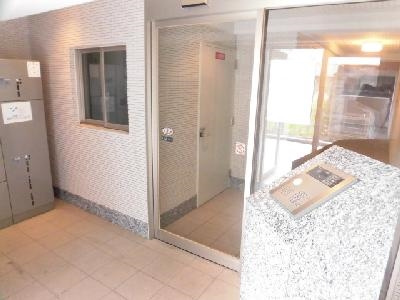京悠館のエントランス