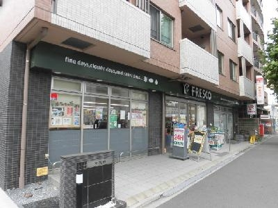 京悠館の外観|１階スーパー