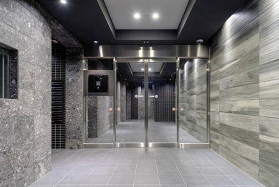 【エントランス】 | ラフィスタ下丸子 | 建物の内部です