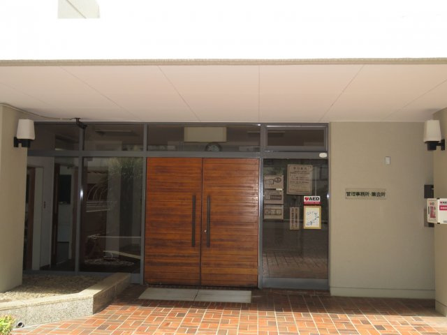 川越駅前脇田ビル　2LDK　中古マンションのエントランス