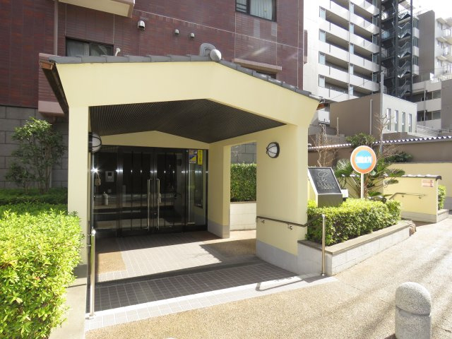 セラード川越連雀町　3LDK　中古マンションのエントランス