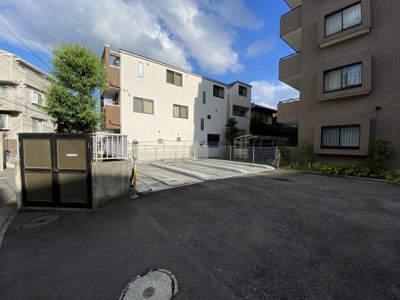 【駐車場】 | 東急ドエル・アルス鷺沼弐番館 | 機械式駐車場です。