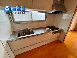 【キッチン】 | サンシャイン垂水 | 3口付ガスコンロのシステムキッチン