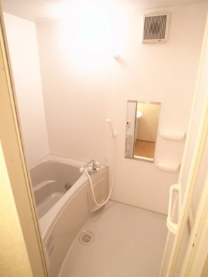 【浴室】 | エクセル9 | もちろん、お風呂とトイレは別々です。