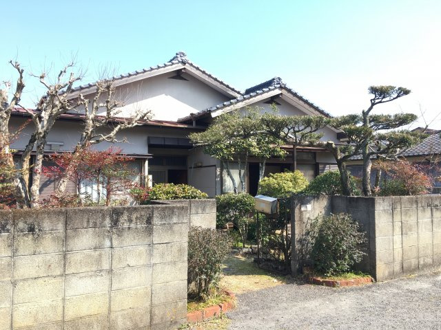 山鹿貸家の外観