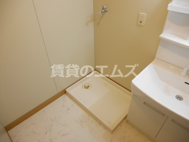【設備】 | ルミエール諸岡 | ルミエール諸岡の室内洗濯機置き場