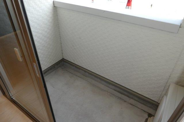プランドール茶屋町のバルコニー