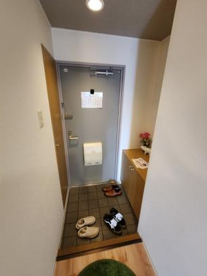カルム常盤の玄関
