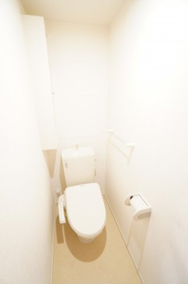 【トイレ】 | ぶどうの木 | ※同物件・反転タイプの写真です。