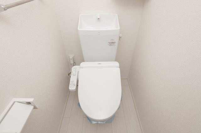 アンジュール西小岩のトイレ