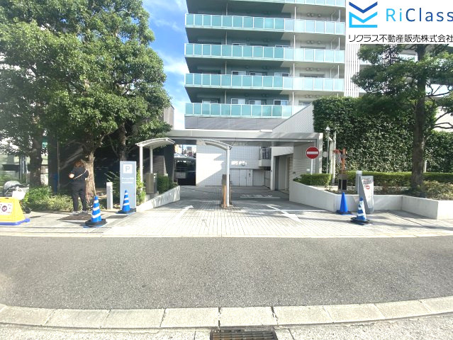 シティタワー神戸三宮の駐車場