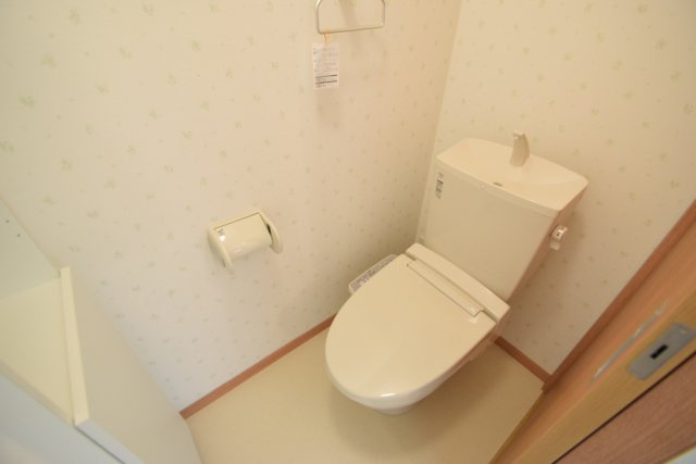 シャルムのトイレ|ウォッシュレットトイレ