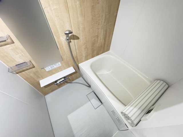 アンジュール西小岩の浴室