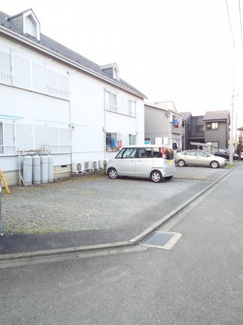 【駐車場】