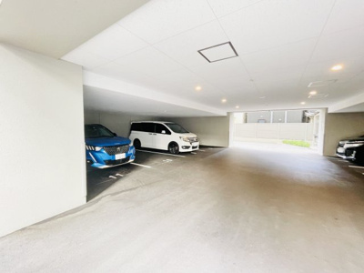 【駐車場】 | エスリードOSAKA MID WEST