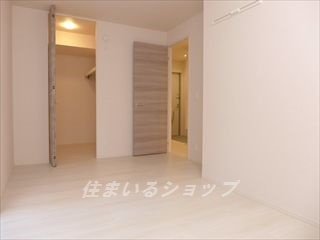 広島市安佐北区口田南９丁目のアパートの寝室